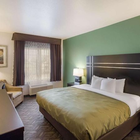 Quality Inn & Suites Airport West Солт Лейк Сити Екстериор снимка