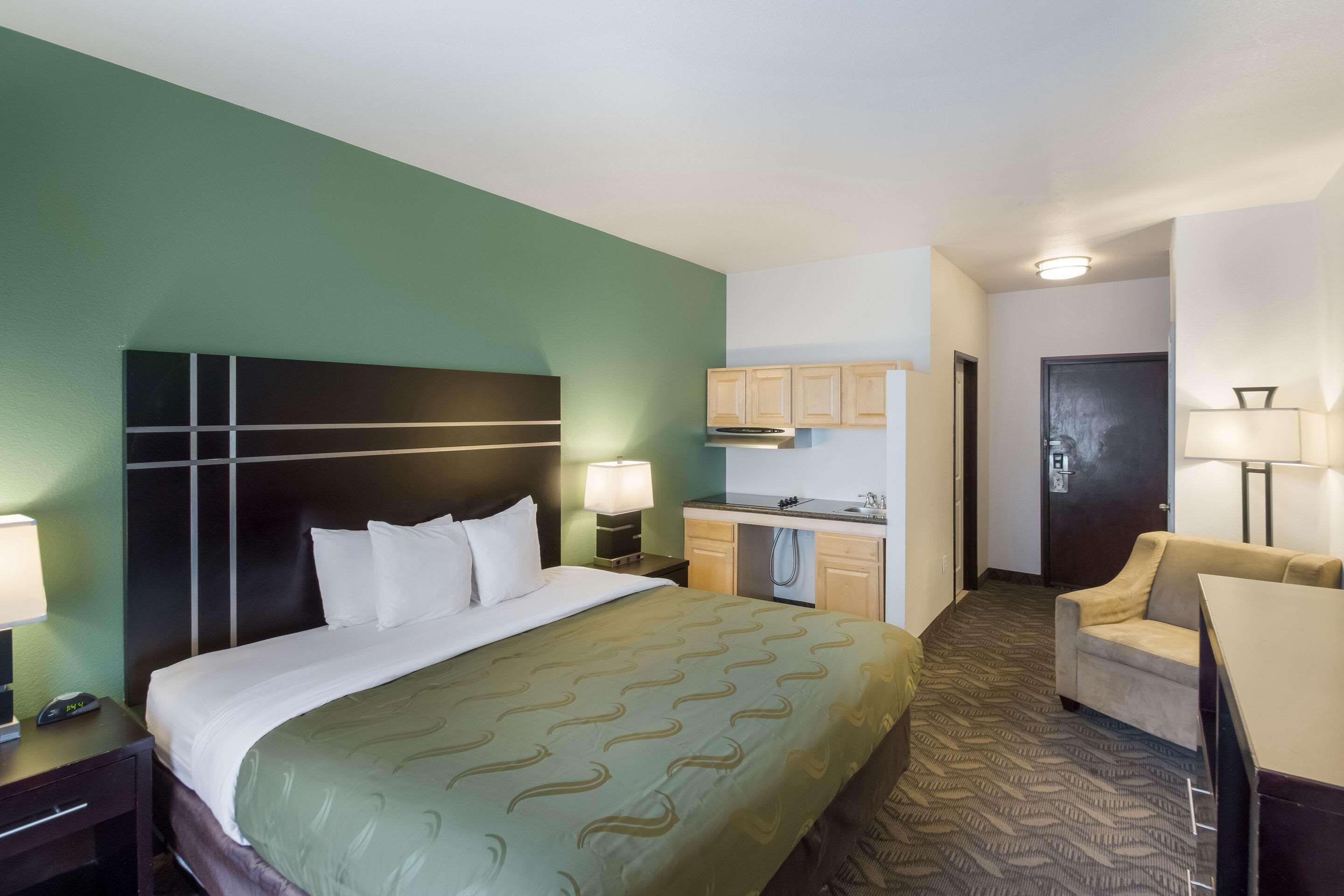Quality Inn & Suites Airport West Солт Лейк Сити Екстериор снимка